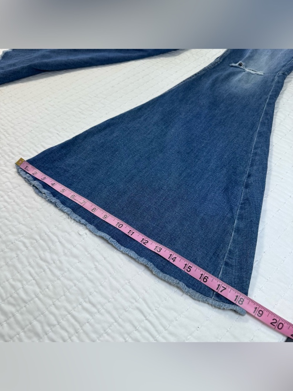 Shyanne Medium Wash Blue Flare  Ripped Style Jeans Stretchy Comfortable W28X36L - Picture 6 of 16